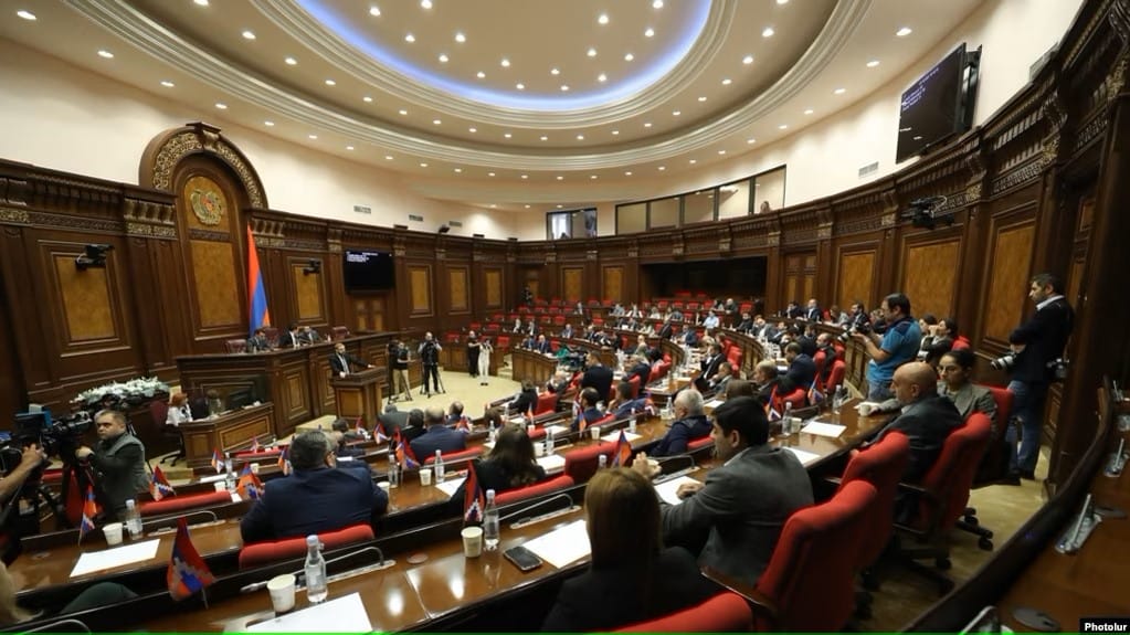 Парламент Армении ратифицировал Римский статут