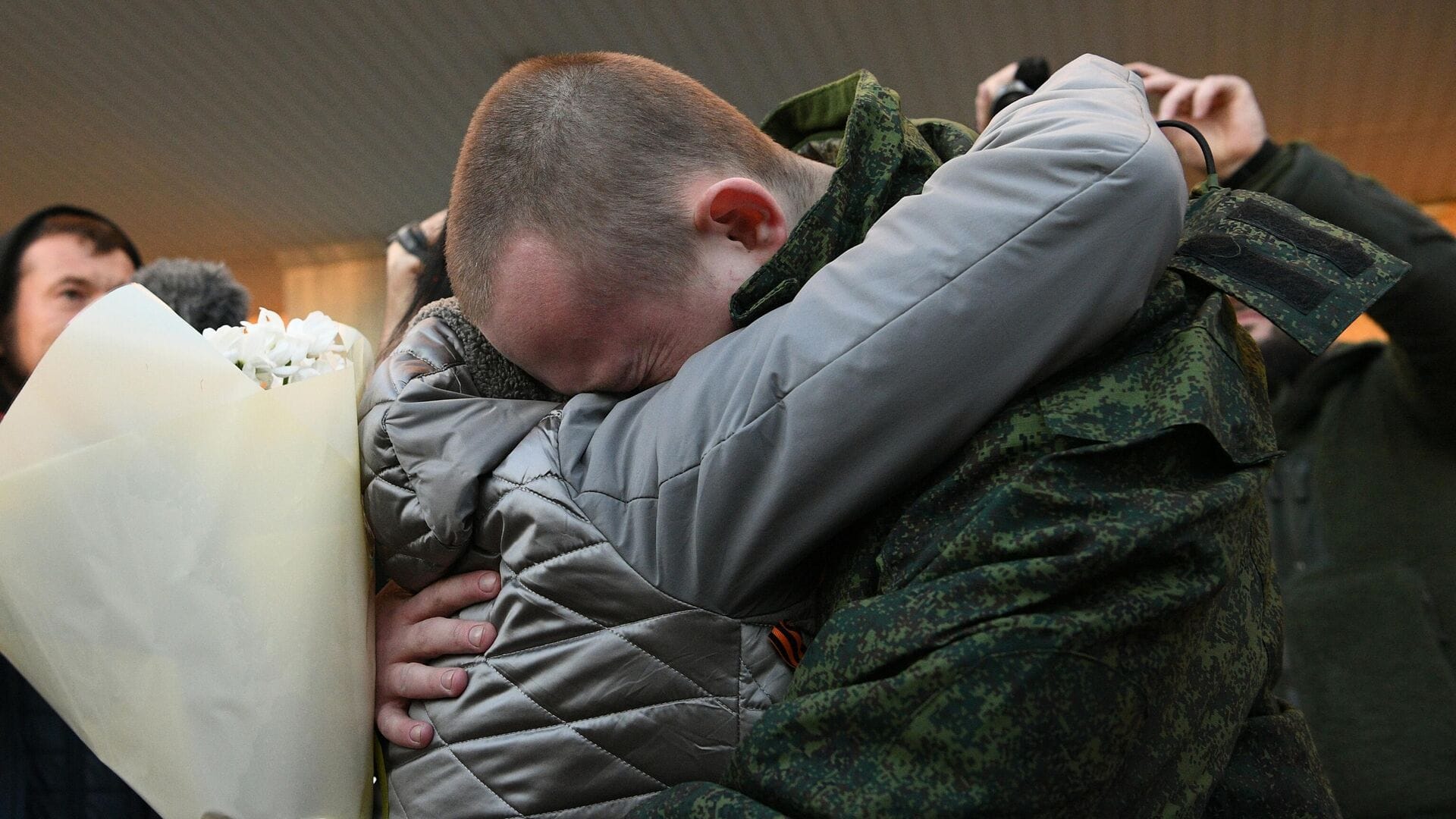 Россия и Украина обменяли по 115 человек. Среди них взятые в плен в Курской области срочники